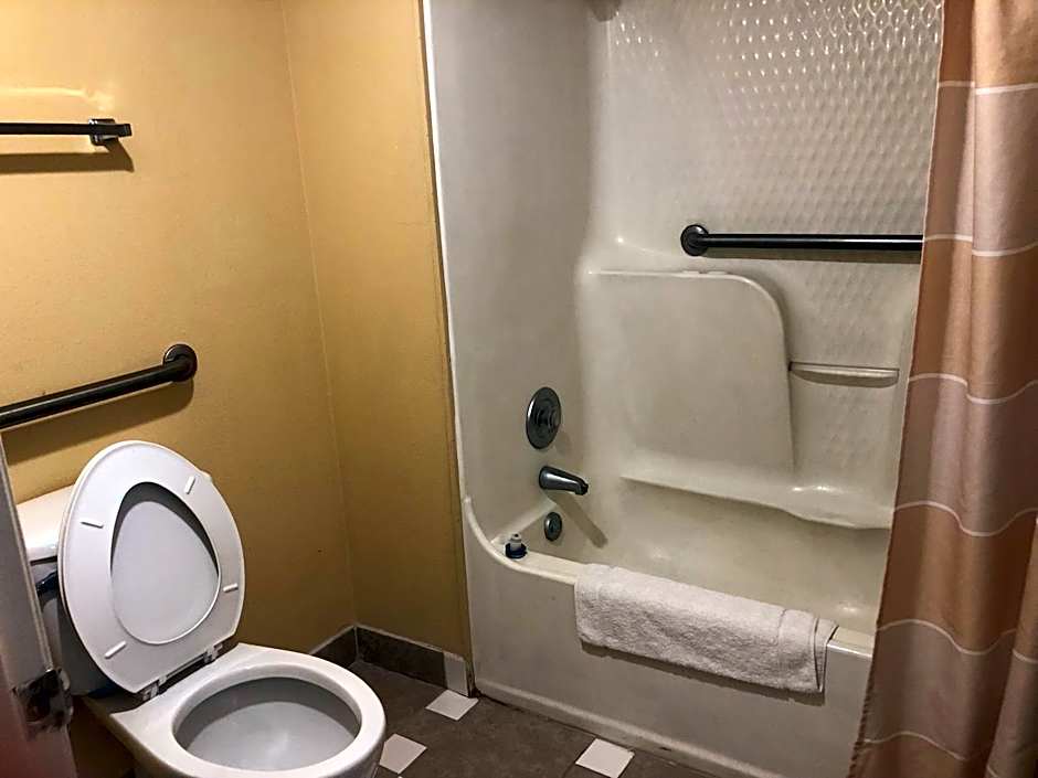 Americas Best Inn - Savannah I-95