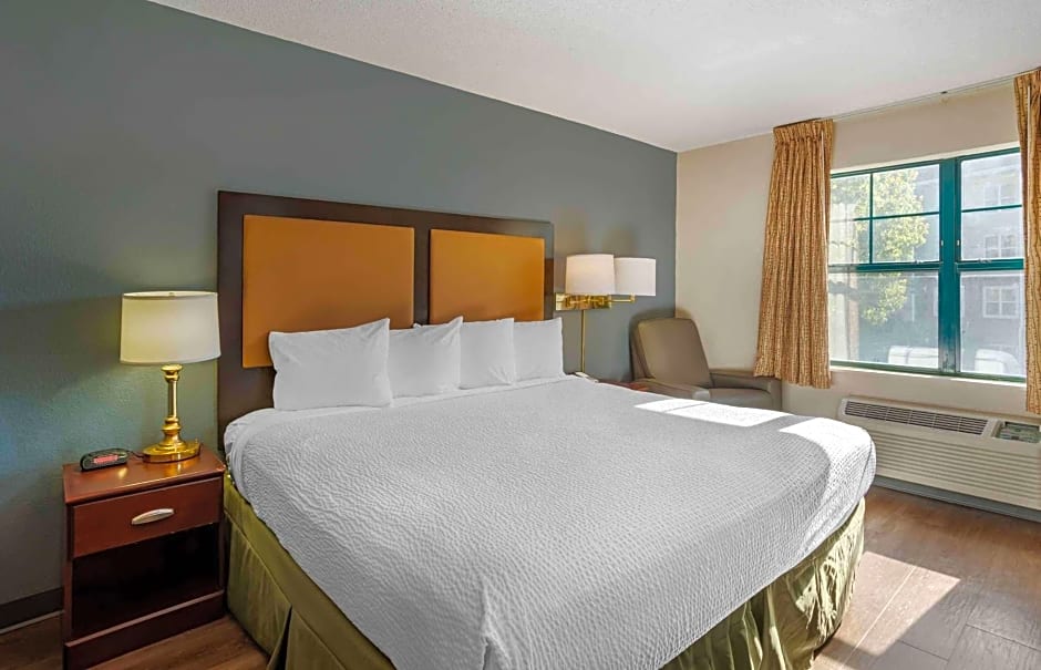 Extended Stay America Suites - Frederick - Westview Dr.