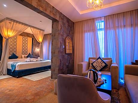 Deluxe Suite