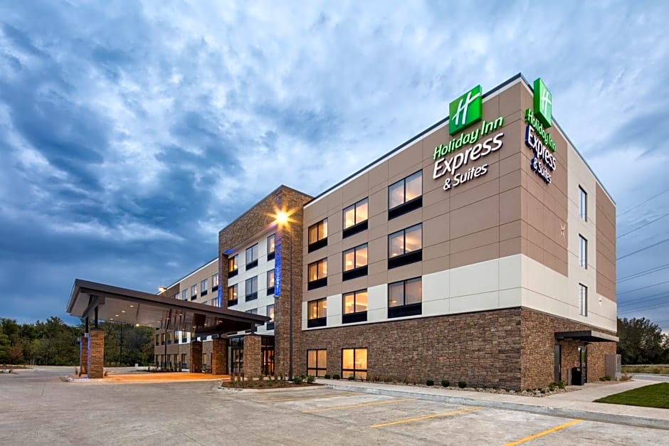 Holiday Inn Express & Suites East Peoria - Riverfront