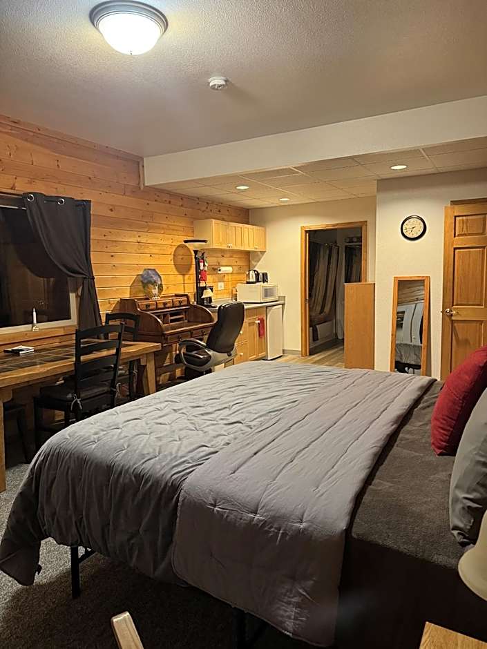 Susitna River Lodging, Suites
