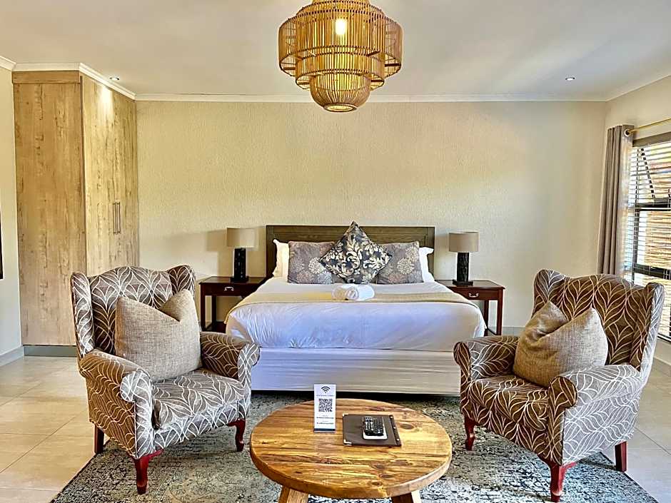 Bushbaby Valley Lodge