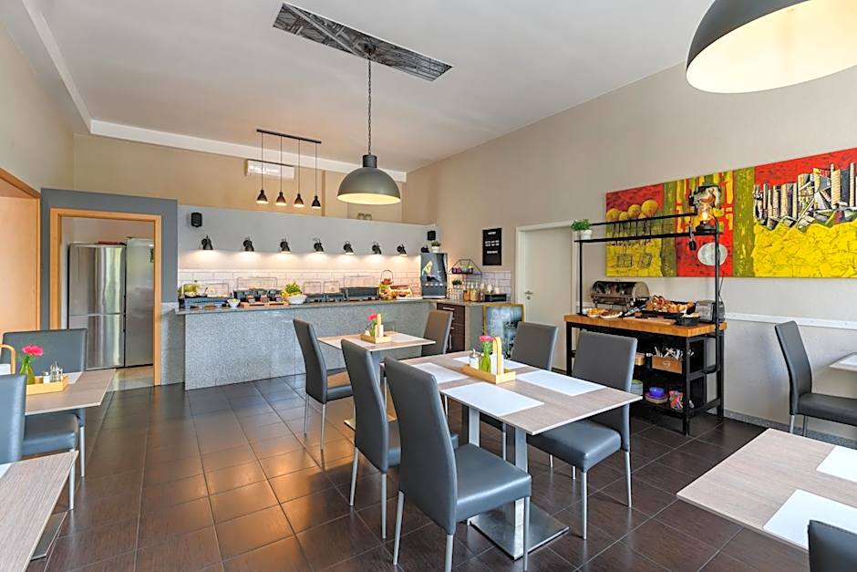SleepinRoomz Boutique Hotel
