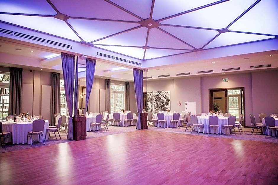 Sezony. Restauracja i Hotel