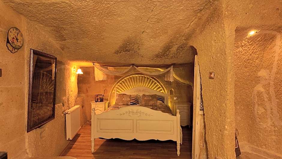Iris Cave Cappadocia