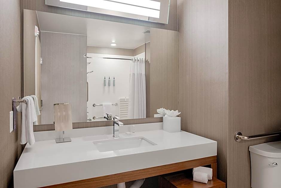 Courtyard by Marriott Houston Northeast