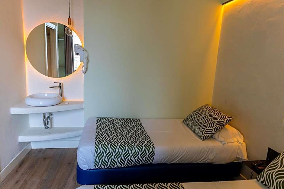 Hostal Charlotte-Gran Vía