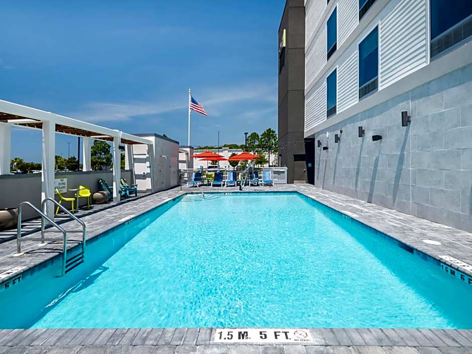 Home2 Suites by Hilton Santa Rosa Beach
