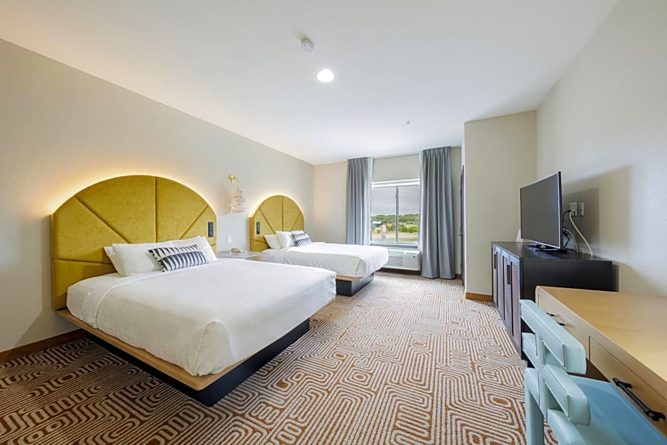 Blanco River Hotel