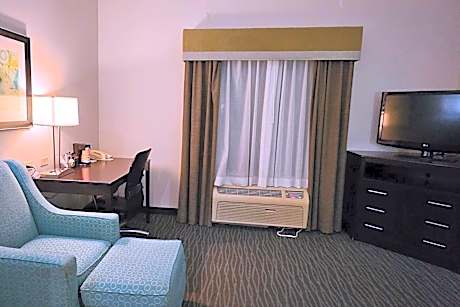 Ramada by Wyndham Burkburnett / Wichita Falls
