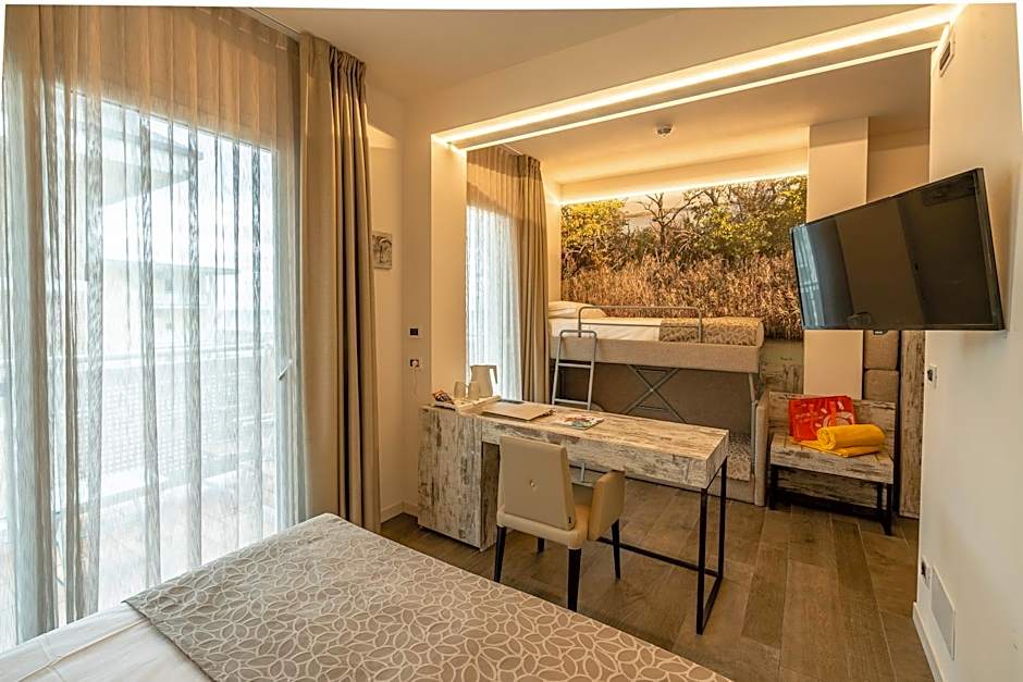 Hotel Ambassador