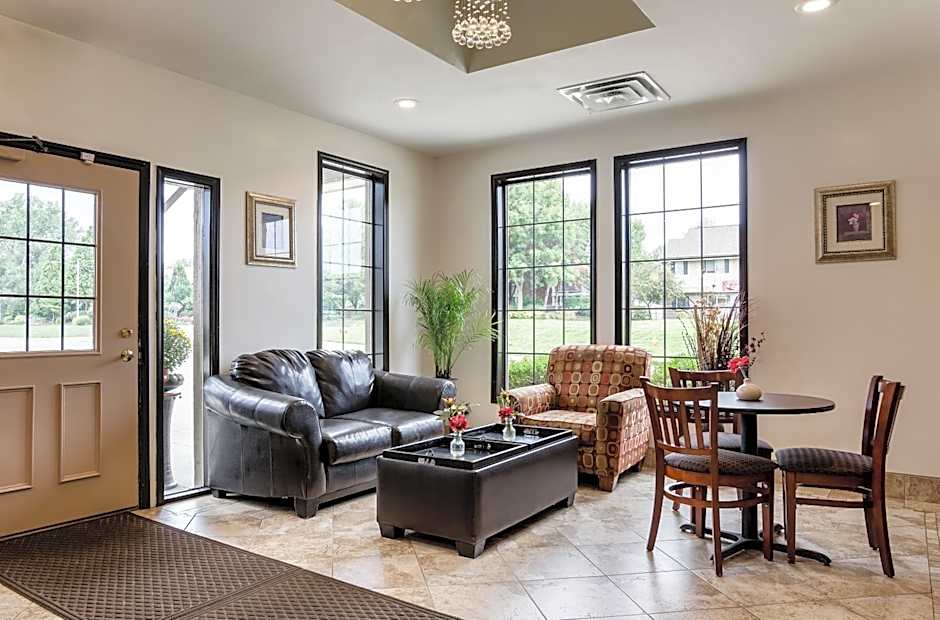 Econo Lodge Lawrence near University