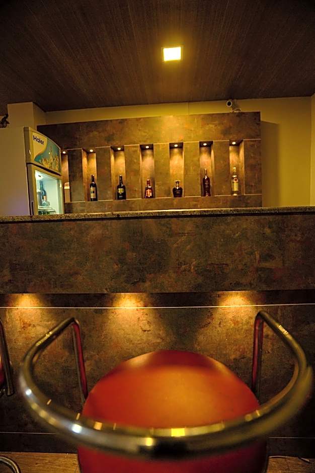 Hotel Parisutham Tanjore