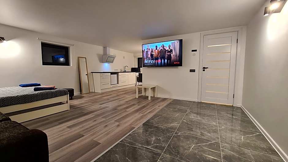 Luxury Apartment Private House and Parking Netflix