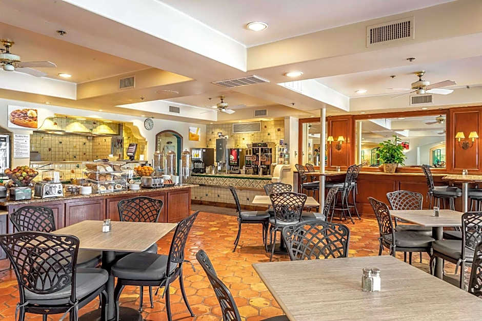 Quality Suites Downtown San Luis Obispo