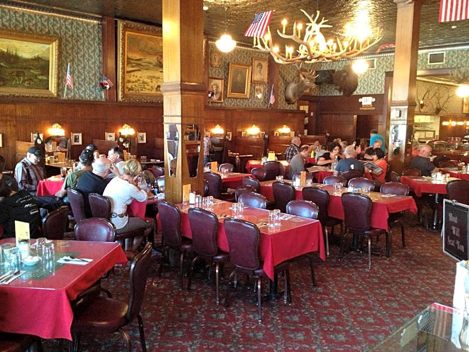 Irma Hotel