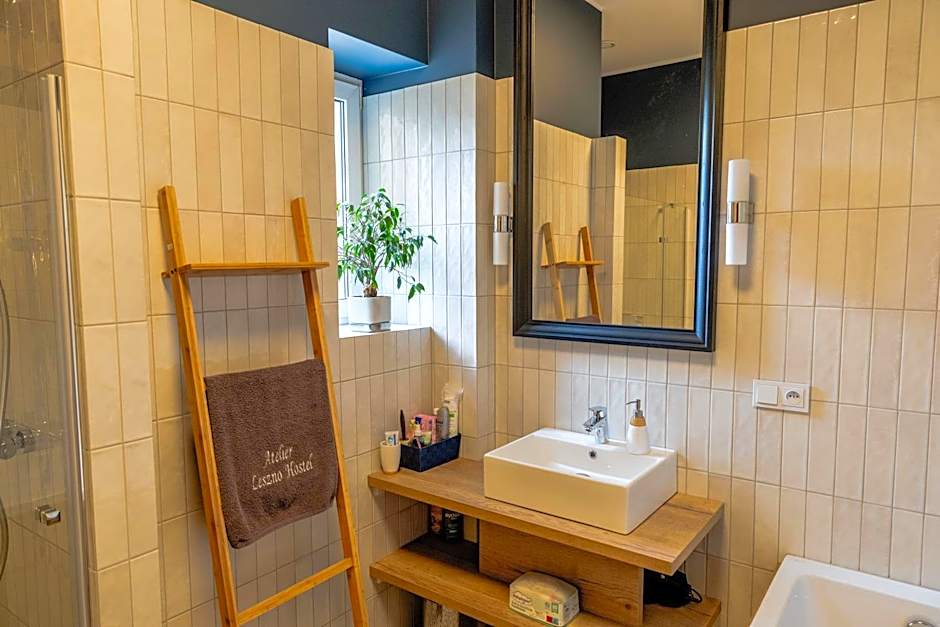 Atelier Hostel