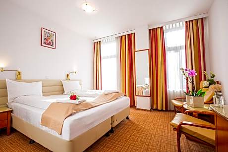 Hotel Dana 2