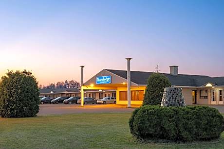 Travelodge by Wyndham Saint Andre