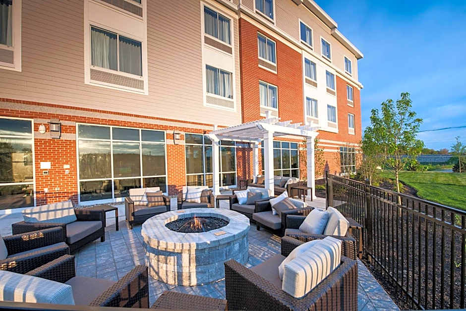 Courtyard by Marriott Boston Littleton