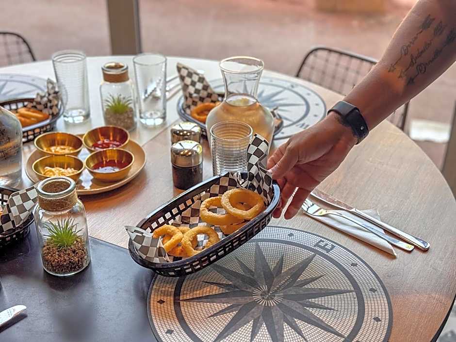 ibis Martigues Centre