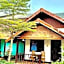Lanta L.D. Beach Bungalows