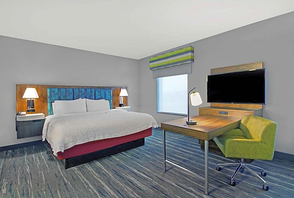 Hampton Inn & Suites Syracuse Dewitt