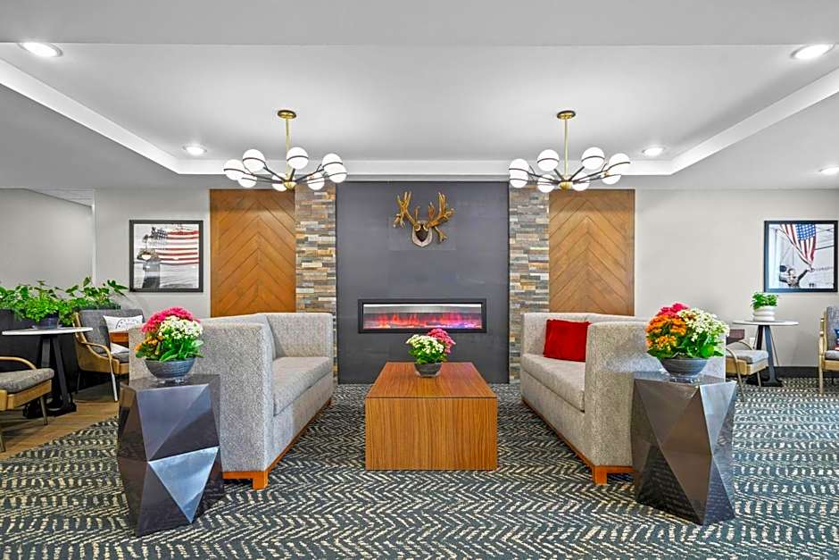 AmericInn by Wyndham International Falls Southwest