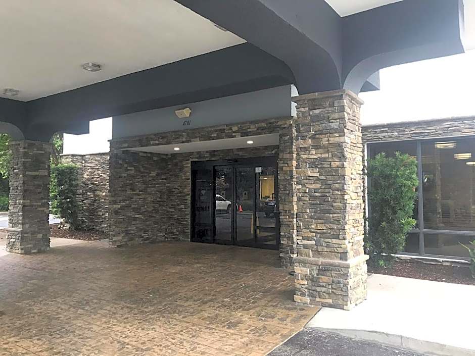 Wingate by Wyndham Charleston Coliseum