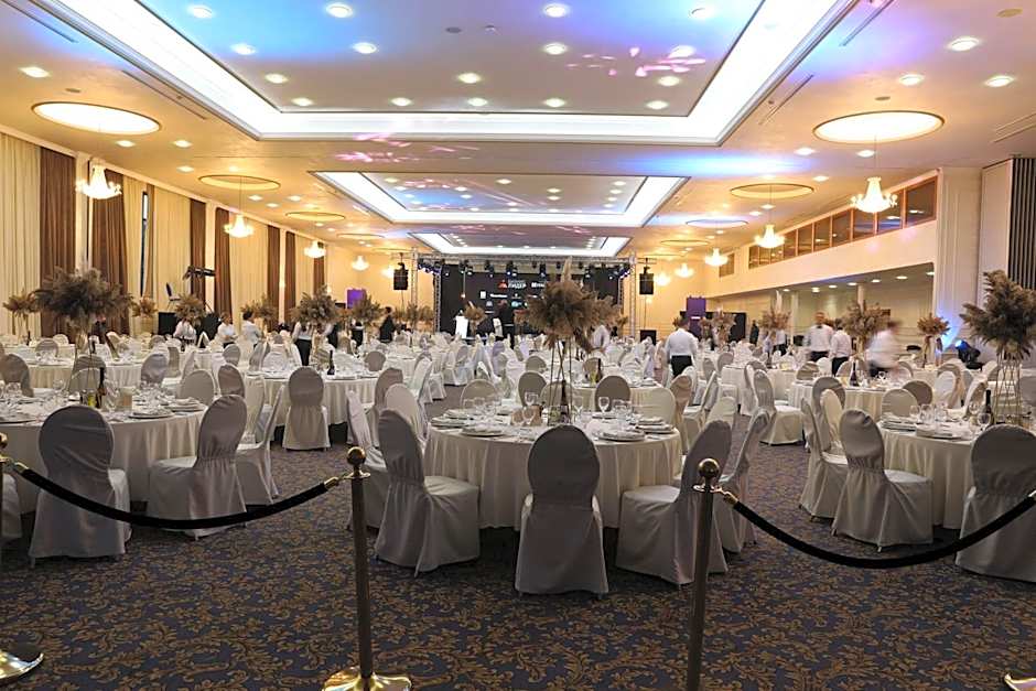 Aleksandar Palace Hotel Congress Center & SPA