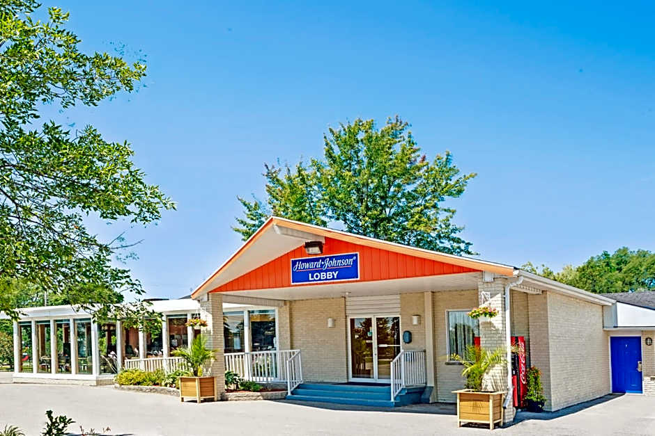 Howard Johnson by Wyndham Lindsay