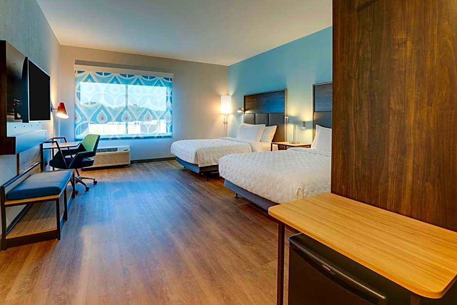 Photo 1 of 5 of 2 Queen Beds, Hearing Accessible