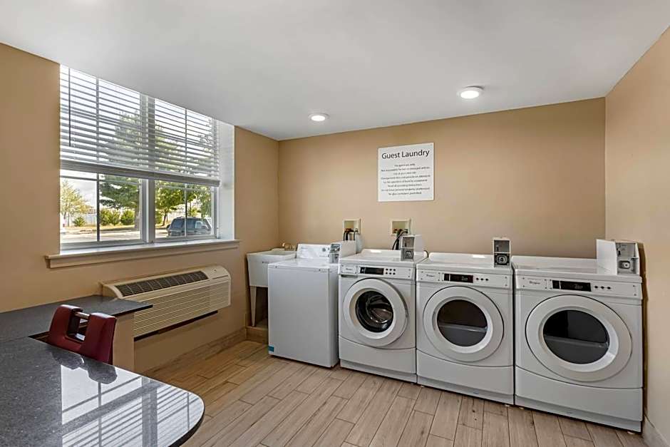 Comfort Inn & Suites Pottstown Eastern Gateway