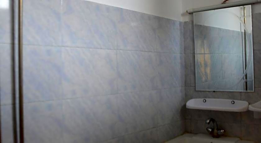 Hotel Eagle Nest Malam Jabba 