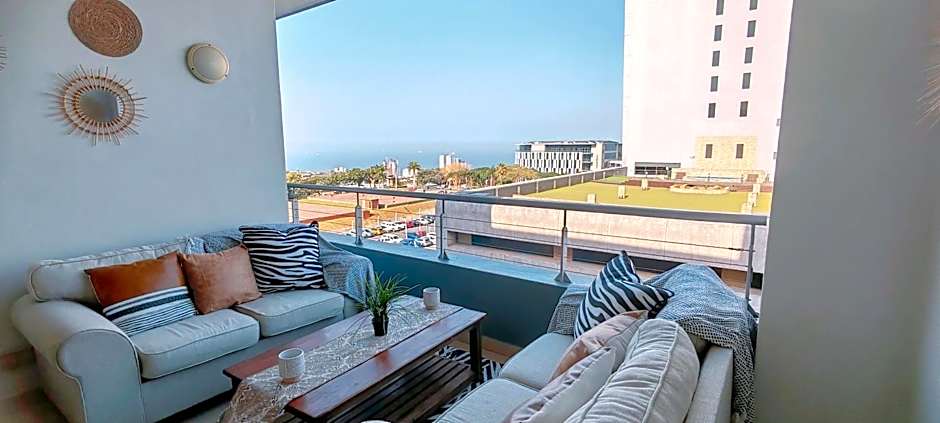 Gateway Oceans - 2 Adults & 4 Children ONLY - Families or 1 Couple only - No parties