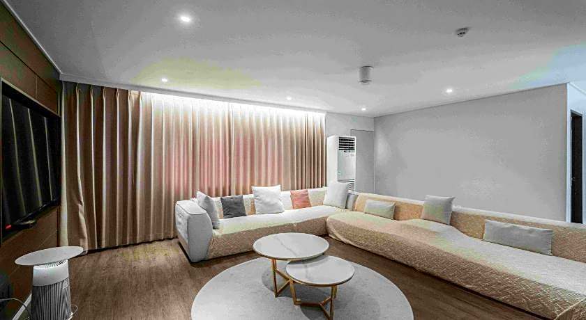 cloud in hotel mokpo