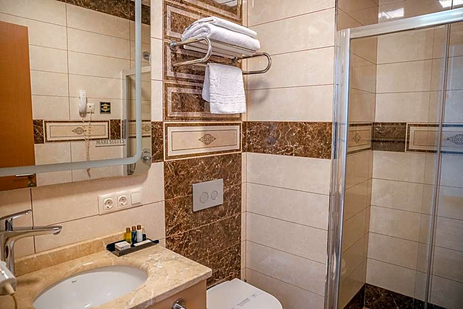 Mari Suites Hotel
