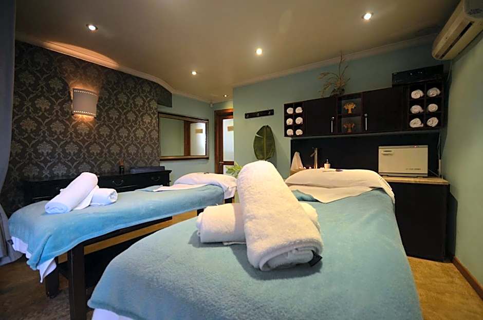 Whalesong Hotel & Spa