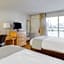 OYO Townhouse Owensboro West