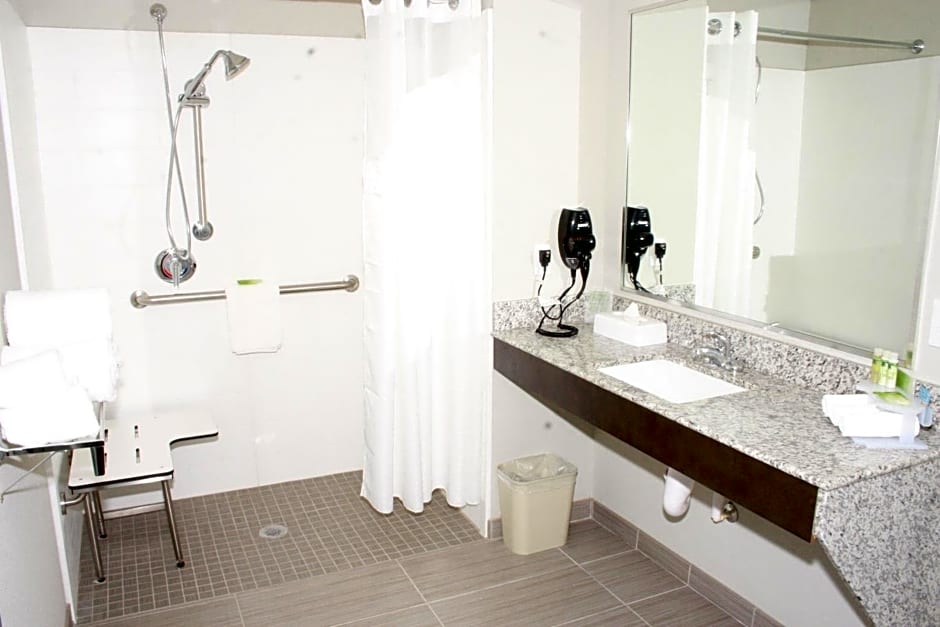 Fairfield by Marriott Inn & Suites Fort Walton Beach Hurlburt Area
