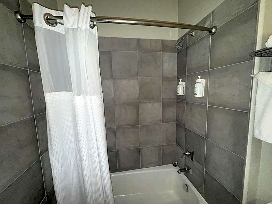 Super 8 by Wyndham Fort St. John BC