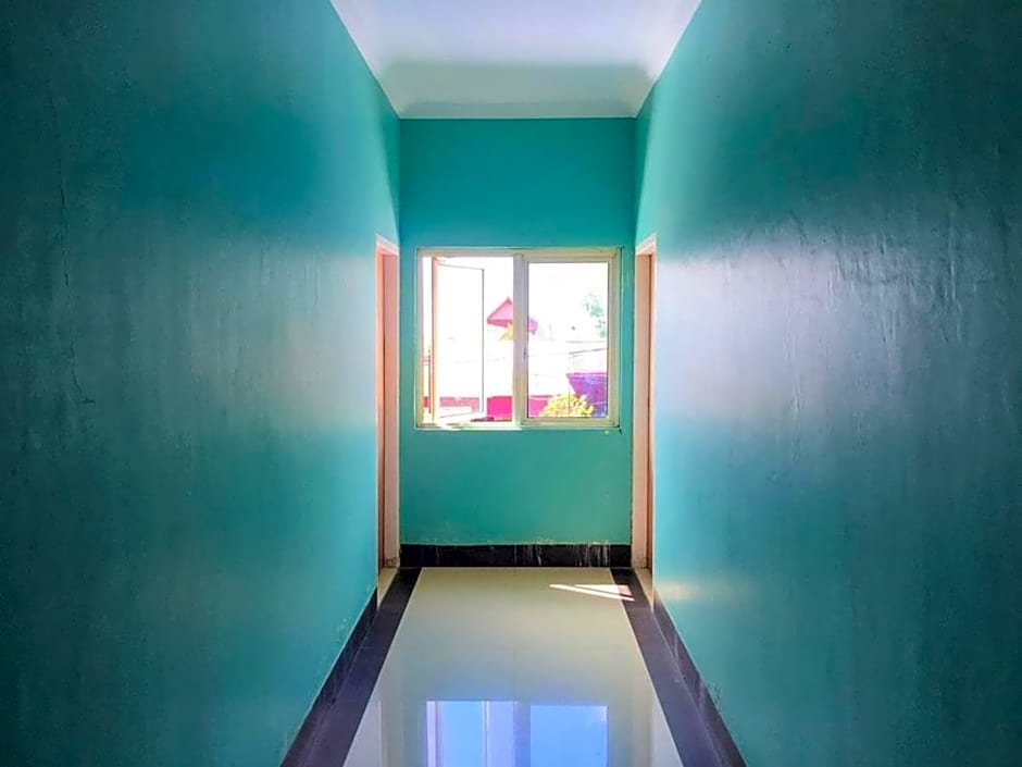 Urbanview Hotel Platinum Parepare