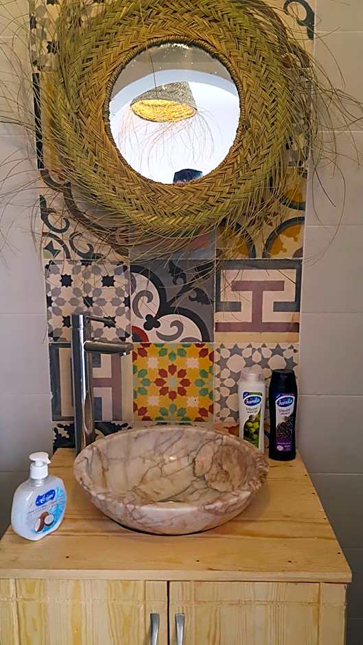 Art Riad Au Bord De La Mer