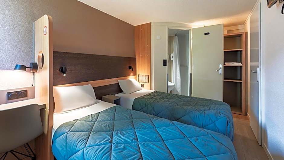 Premiere Classe Valenciennes Ouest Petite Foret Hotel