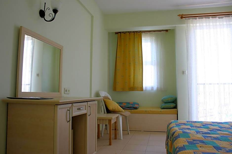 Ant Apart Hotel