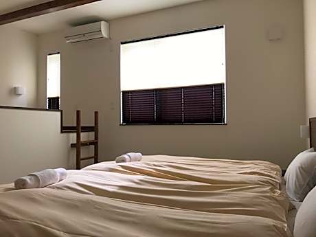 Two-Bedroom Apartment (5 Adults)