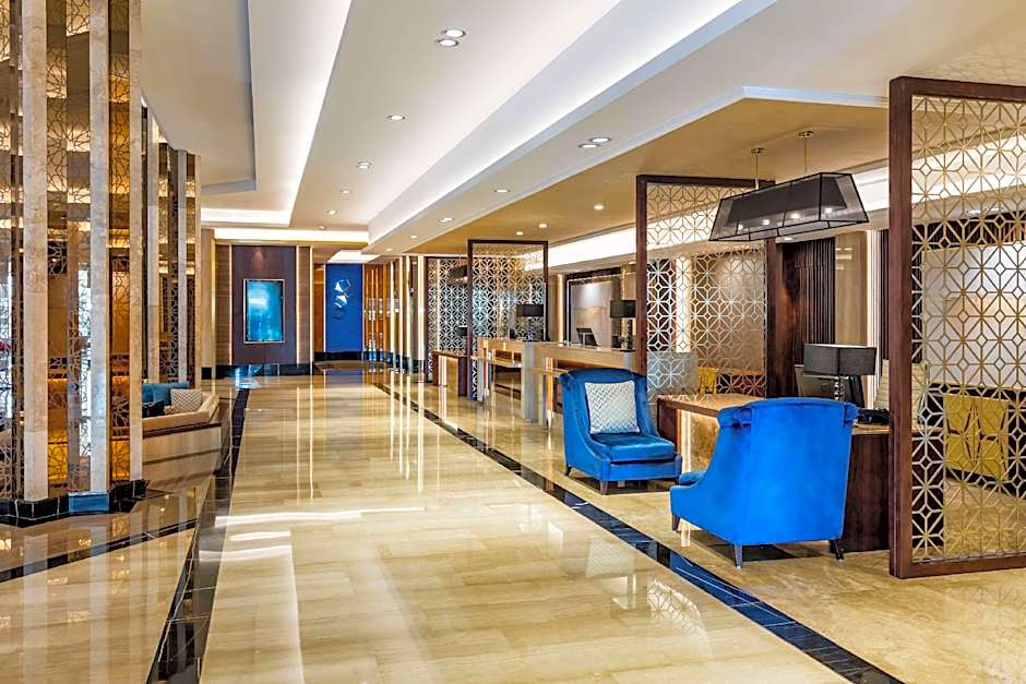 The Diplomat Radisson Blu Hotel Residence & Spa