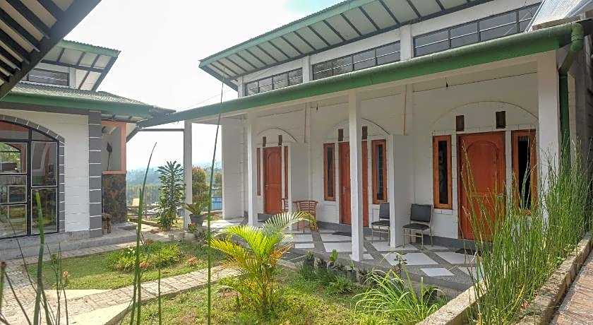 RedDoorz Syariah @ Jalan Dieng Wonosobo 2