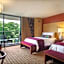 Castle Hilo Hawaiian Hotel
