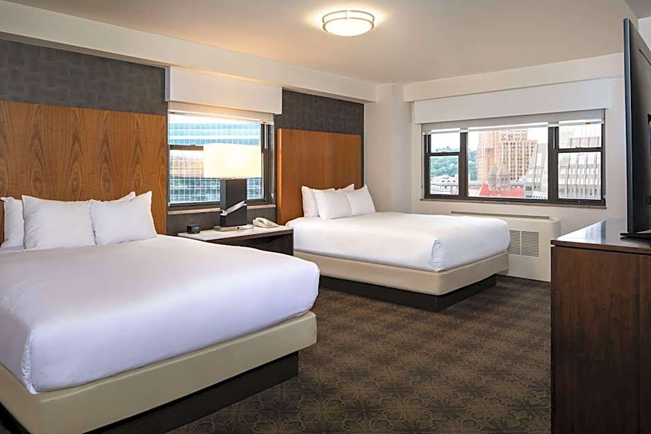DoubleTree by Hilton Hotel & Suites Pittsburgh Downtown